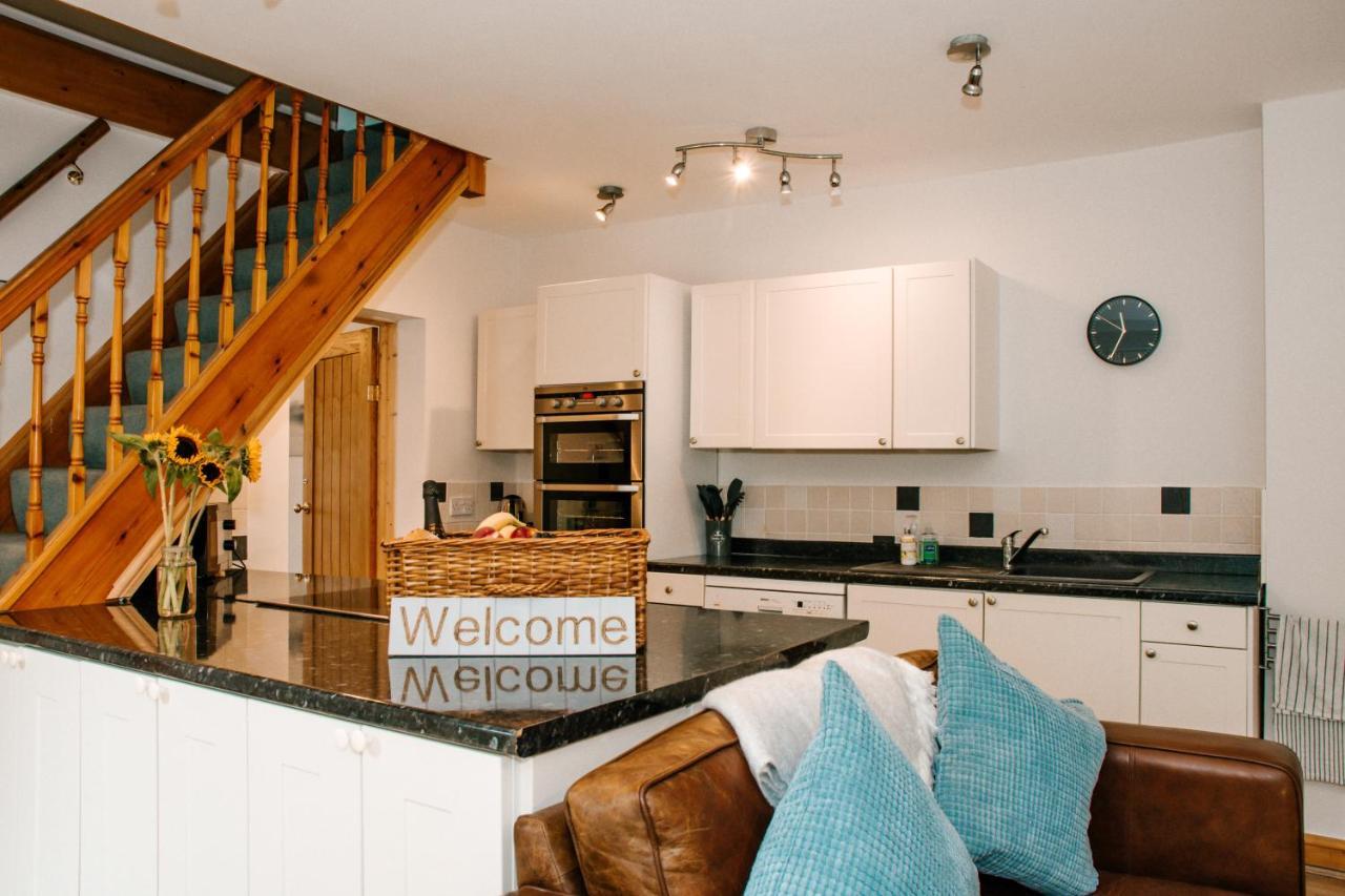 Holly Cottage, 2 Bed House, Sleeps 6 Cleobury Mortimer Eksteriør bilde